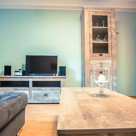 Rheinterrasse 1 兰施泰因